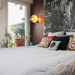 Apartment Romantic With A View Of The Sacre-coeur